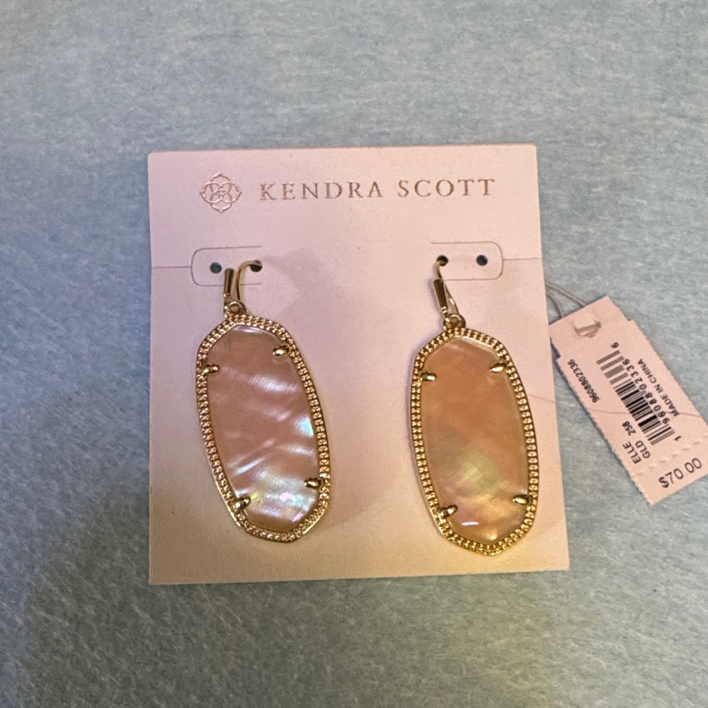 NWT Kendra Scott Elle mother of pearl earrings with gold trim